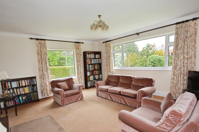 Ashwell House, 1, Chatsworth Avenue, Southwell photo 4