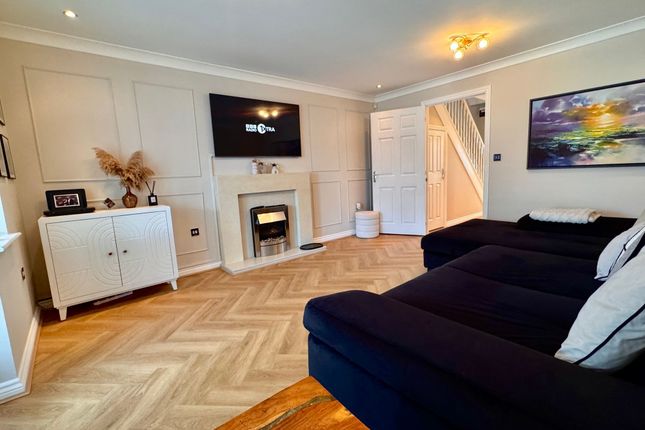 41 Marigold Walk, Nuneaton photo 2