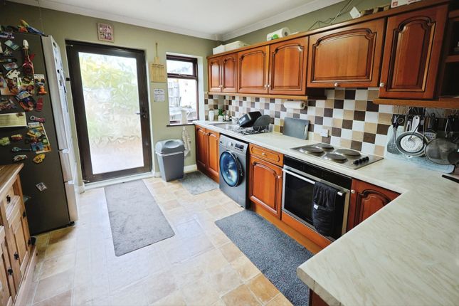 24, Yew Tree Avenue, Shildon photo 4