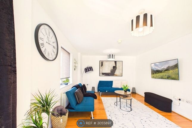 Flat, Washington House Southwold Road, London photo 3