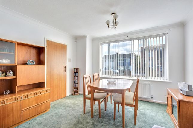 208, Cinderhill Road, Nottingham photo 3