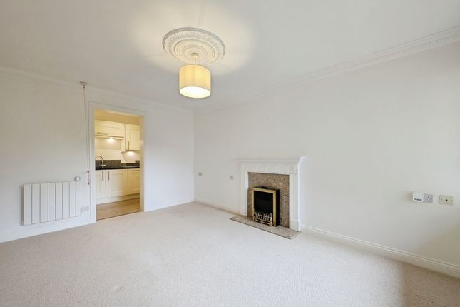 22, Russell Court (A), Jesmond photo 3