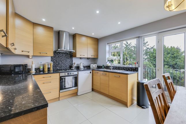 58, West End Drive, Leeds photo 4