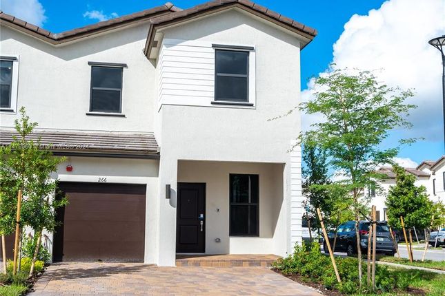 Town house for sale in 266 Sw 159 Pl, Pembroke Pines, Florida, 33027, United States Of America