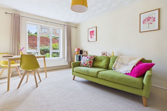 2, Hardwick Road, Hove photo 2