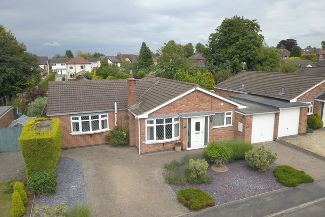 Thumbnail Bungalow for sale in Middlefield Close, Hinckley, Leicestershire