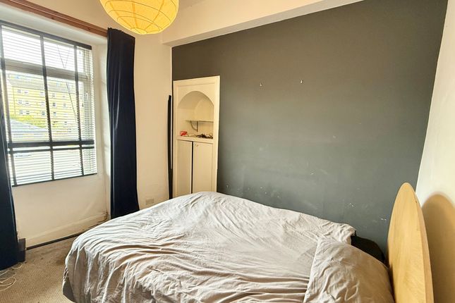 1F3, 65 St. Leonards Hill, Edinburgh photo 4