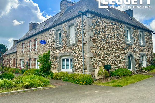 Thumbnail Villa for sale in Le Faouët, Côtes-D'armor, Bretagne