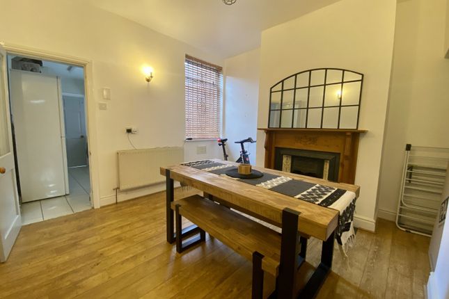 22, Dundonald Road, Manchester photo 2