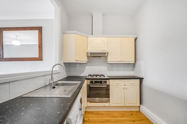Flat 25, Roan Court, 60, Devonshire Drive, London photo 4