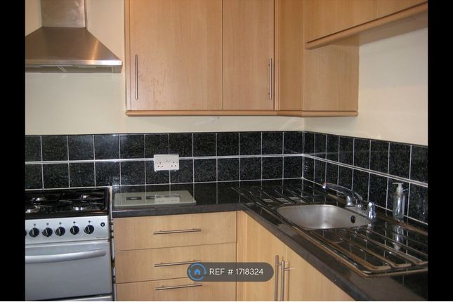 Thumbnail Flat to rent in Andrew Court, Manchester
