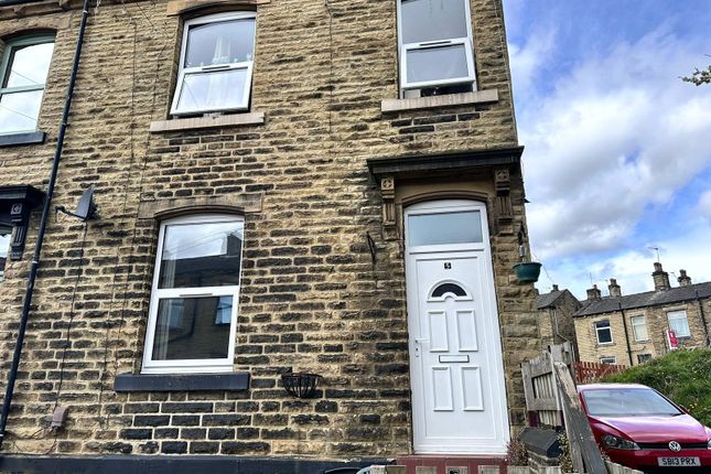 Terraced house to rent in Valley Road, Liversedge, West Yorkshire