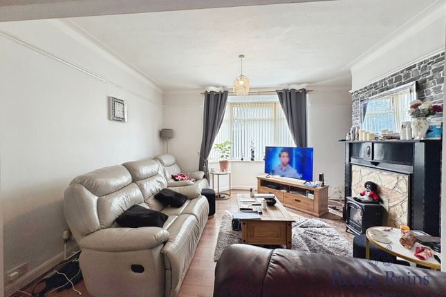 19, Windsor Crescent, Tyne and Wear photo 3