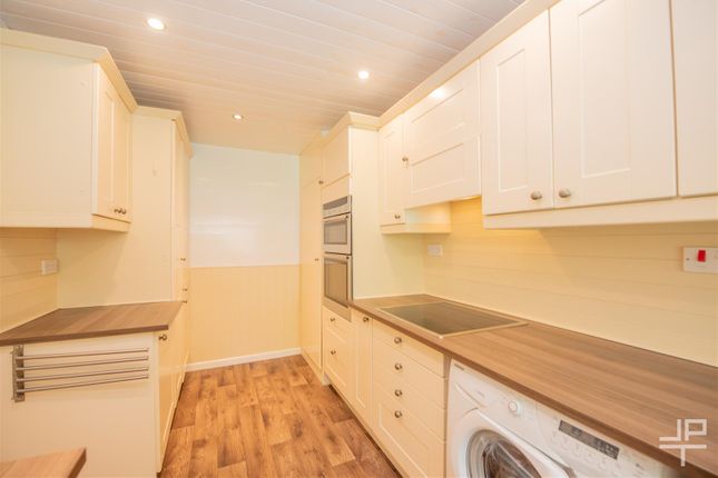 Flat to rent in Pennington Mews, Leigh, Greater Manchester