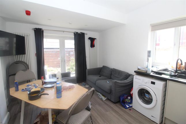 10, Brithdir Street, Cardiff photo 2