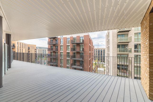 Thumbnail Flat to rent in Mercier Court, 3 Starboard Way, Royal Wharf, London