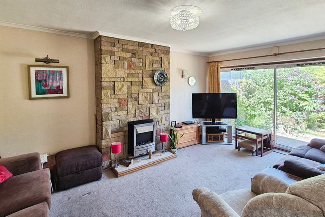 4, Larkspur Avenue, Burntwood photo 3