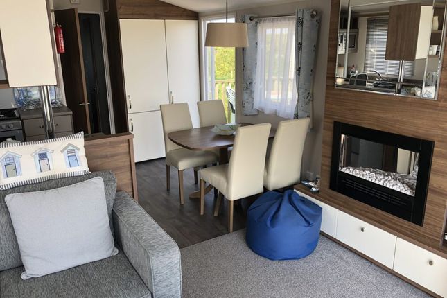 Seaview Gorran Haven- Willerby-Avonmore-29995