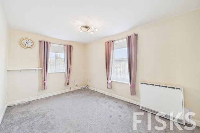 Flat Flat 35, Saxon Court, London Road, Benfleet photo 3
