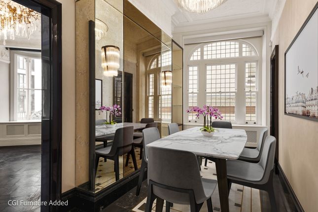 Wellington Court, Knightsbridge, London photo 3