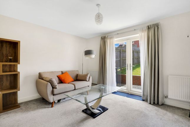 19 Spinning Drive, Nottingham photo 3