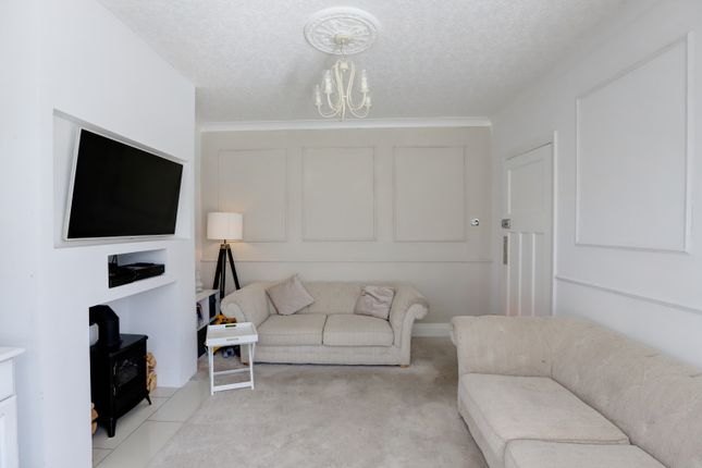 16, Sandgate, Blackpool photo 4