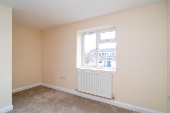 End terrace house for sale in Stratfield Road, Borehamwood