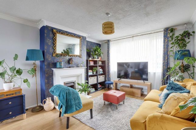 38, Polperro Way, Nottingham photo 4
