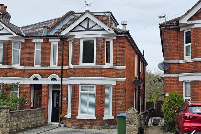 Thumbnail Flat for sale in Winchester Road, Shirley, Southampton