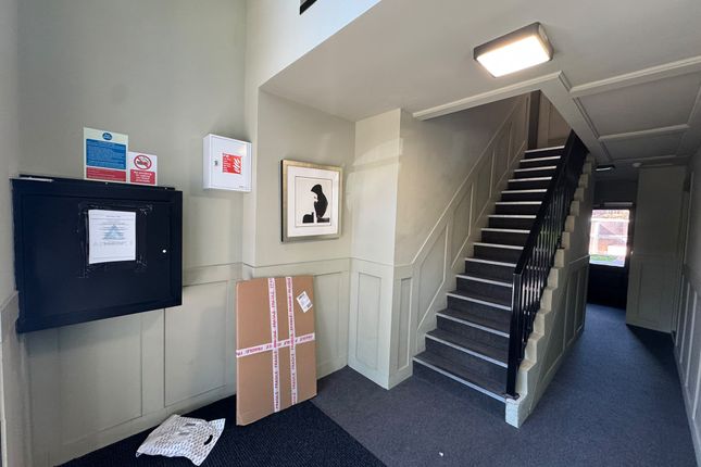 12 Harley Court, Blake Hall Road, London photo 2