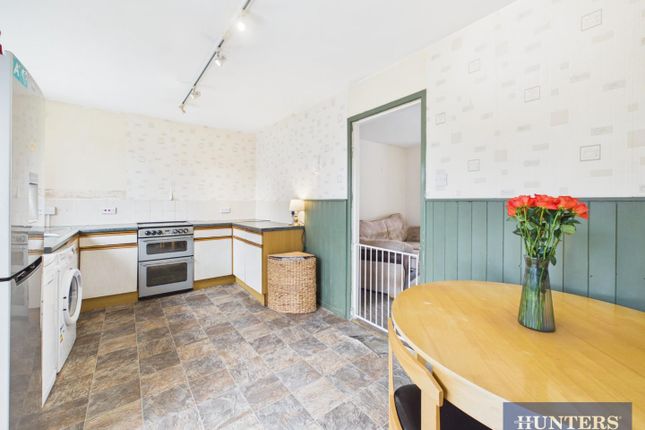6, Mallard Close, Filey photo 3