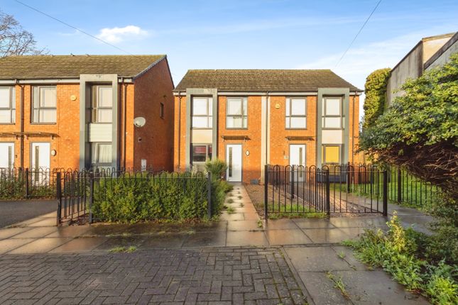 Semi-detached house for sale in Highbury Walk, Nottingham, Nottinghamshire