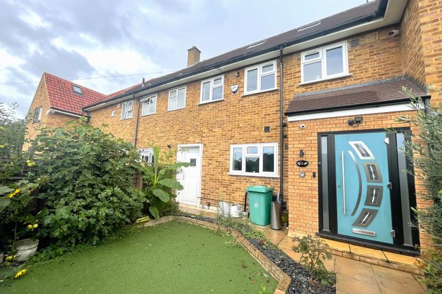 Thumbnail Terraced house for sale in Cripps Green, Yeading, Hayes