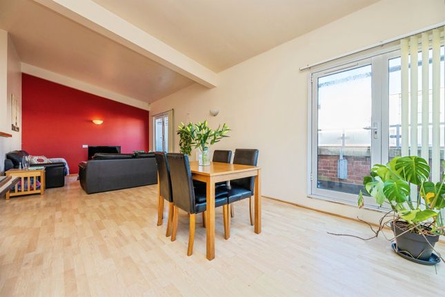 Flat 11, Dakota Apartments, 29, Grosvenor Street West, Birmingham photo 3