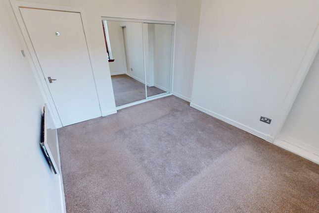 2/2 7 Renfield St, Renfrew photo 5