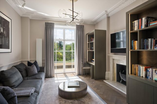 4, Earls Terrace, London photo 4
