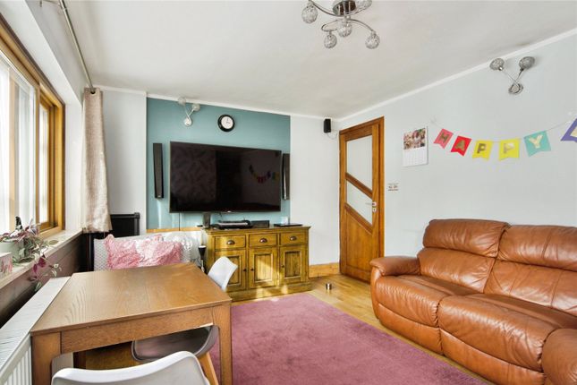 85, Alexandra Road, London photo 4