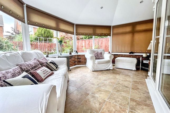 5, Burghley Gardens, Morpeth photo 5