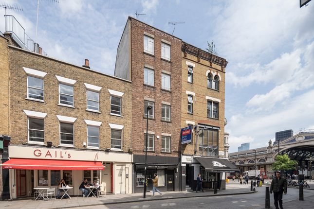 Office to let in Cowcross Street, London