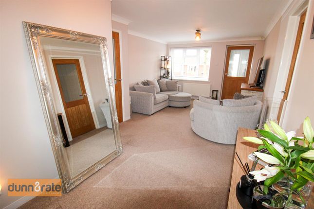 142, Caton Crescent, Stoke-On-Trent photo 2