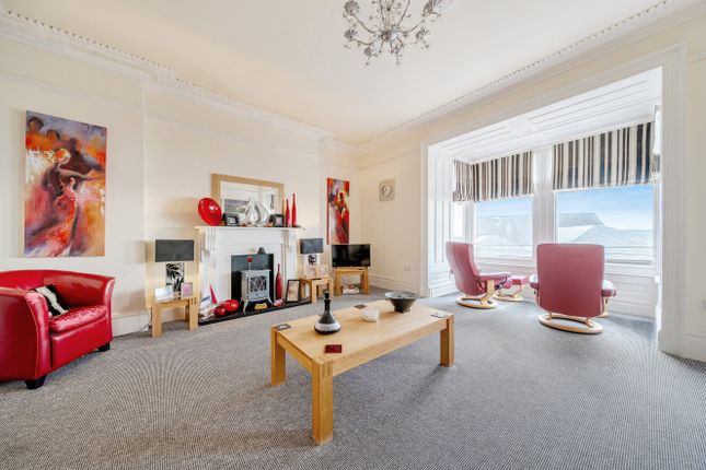 Flat 6, 17A, Westhaven, Aberdovey photo 2