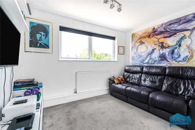 6, Barrydene, Whetstone photo 4