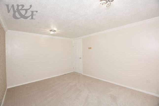 17, Churchacre, Birmingham photo 4