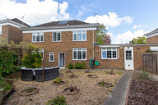Detached house to rent in Frankton Avenue, Haywards Heath