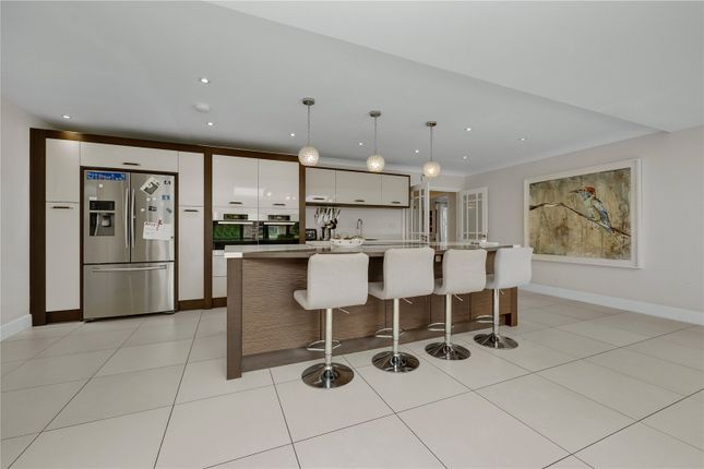 Innisfree, 3, Littleworth Avenue, Surrey photo 3