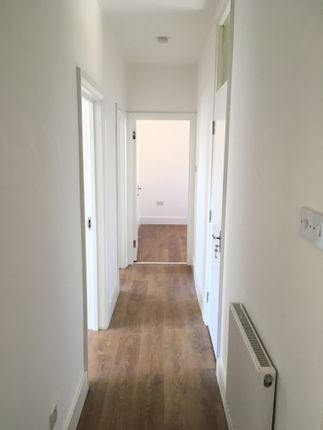 Flat for sale in Clapton, London
