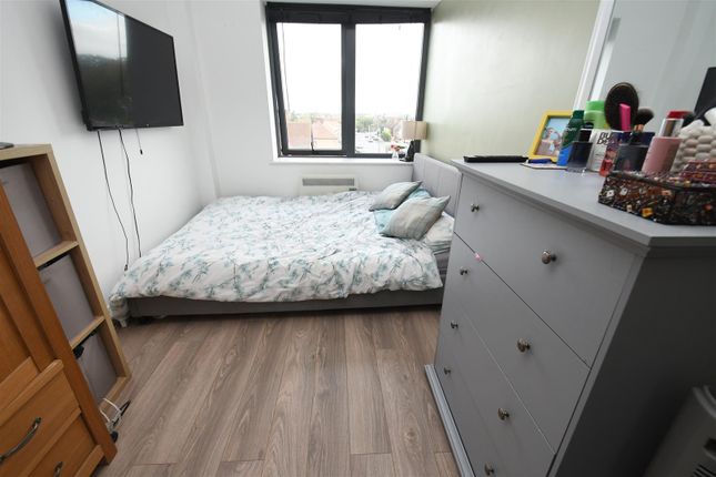 Flat 209 The Spectrum, Dunlop Road, Ipswich photo 3