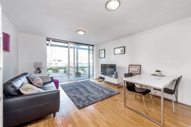 Flat for sale in Medland House, Branch Road, Limehouse