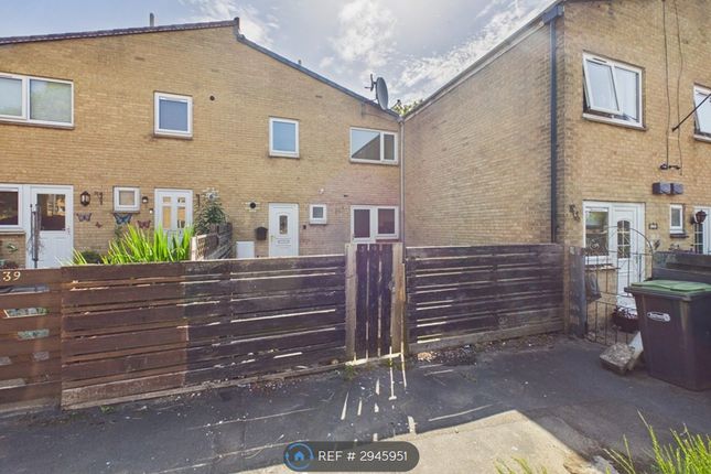 Guthrum Place, Newton Aycliffe photo 3