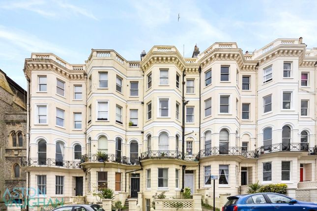 Thumbnail Flat for sale in Cambridge Road, Hove